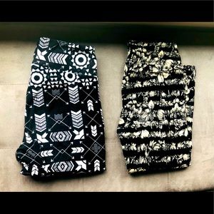 OS black and white leggings!!